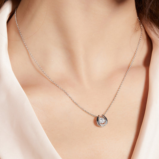 Lucky Embrace | The Horseshoe of Fortune