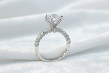 The Stellar Orbit | Three-Dimensional Full-Pave Ring Setting