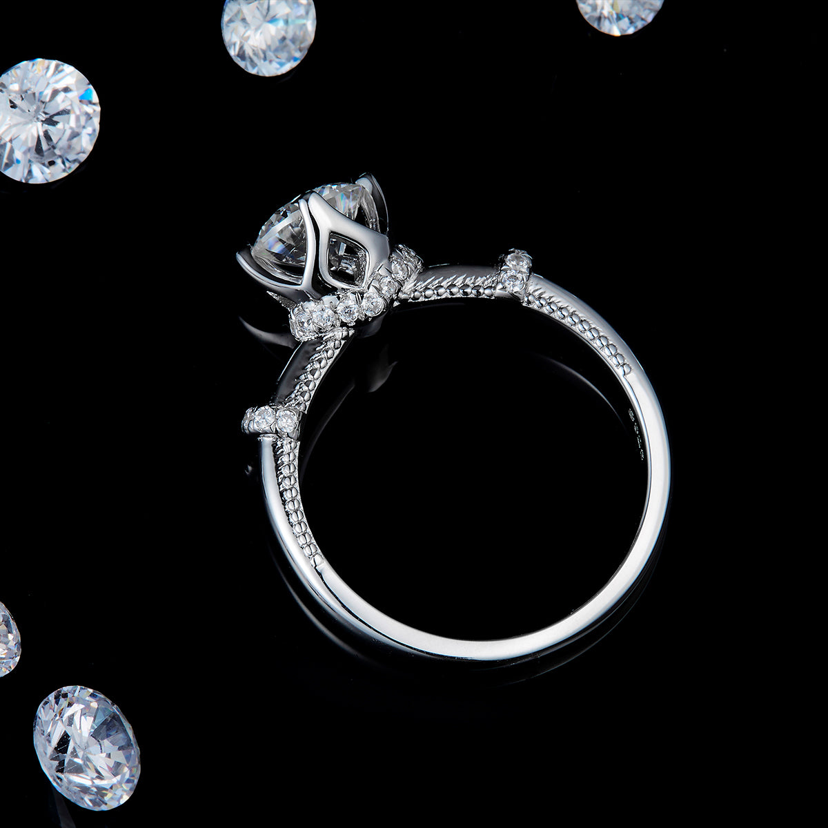 The Era | Crown Milgrain Ring