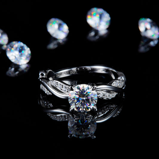 Streaming | Twisted Vine Ring