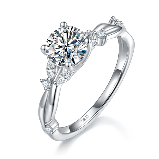The Wandering Love | Intertwined Vine Ring