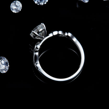 Inspiration | Leaf-Motif Flow Ring