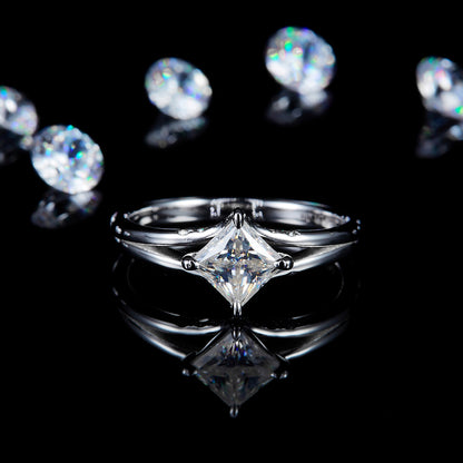 Edge | Princess-Cut Split Shank
