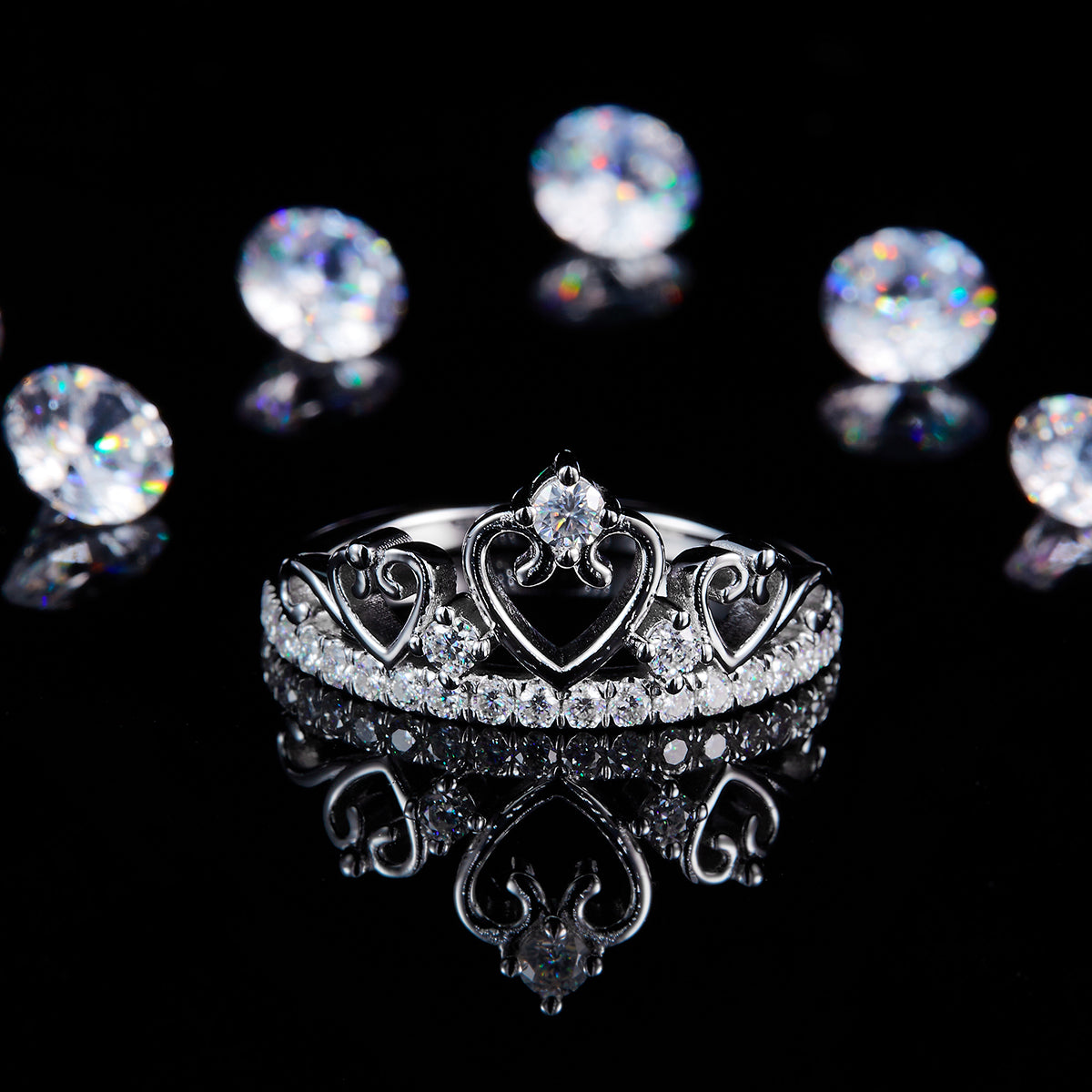 Crest | Heart Tiara Ring