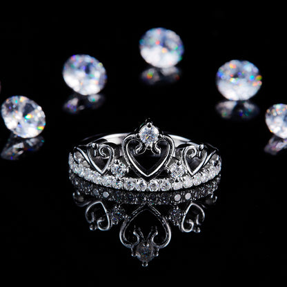 Crest | Heart Tiara Ring