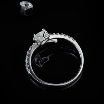 The Encounter | Criss-Cross Heart Ring