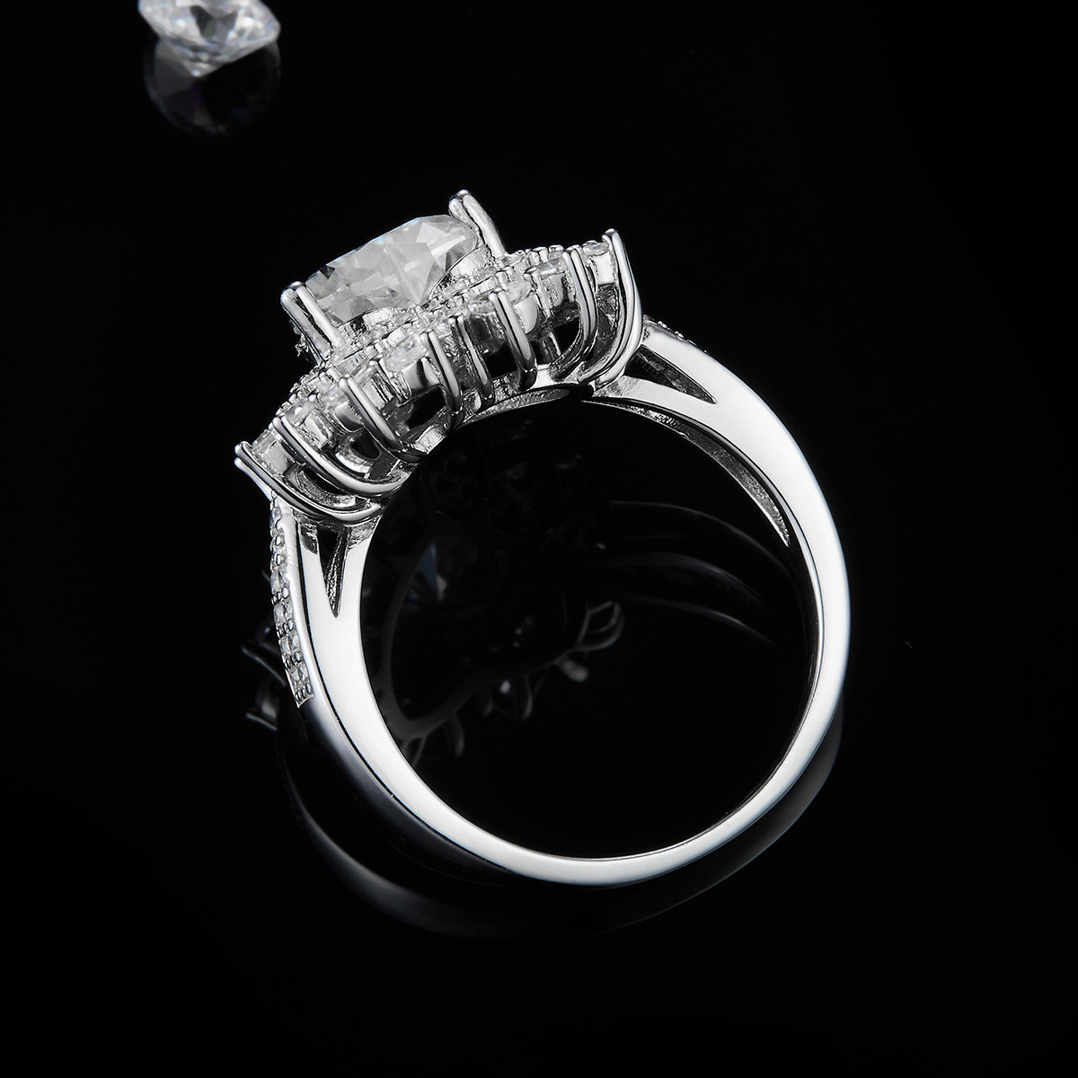 Intense Love | Grand Heart Halo