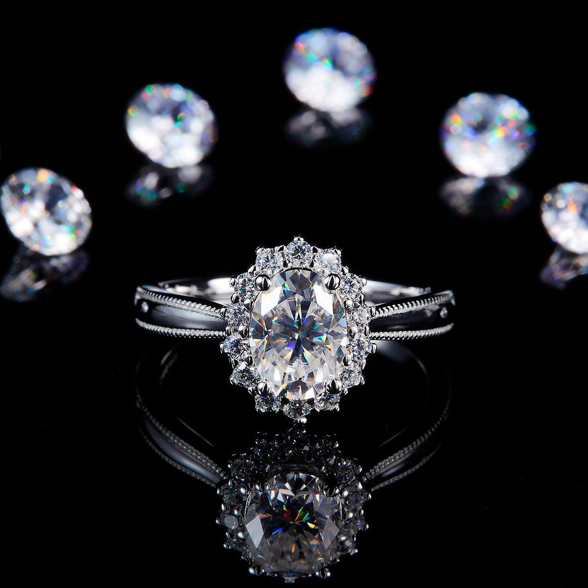 The Victorian Star | Vintage Oval Halo Ring