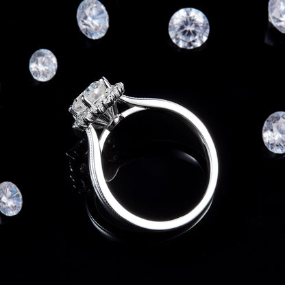 The Victorian Star | Vintage Oval Halo Ring