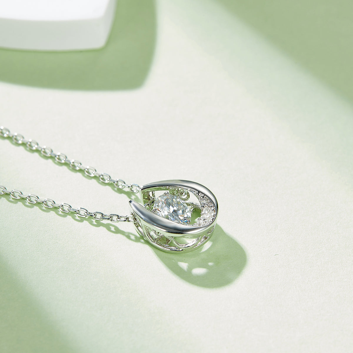 Lucky Embrace | The Horseshoe of Fortune