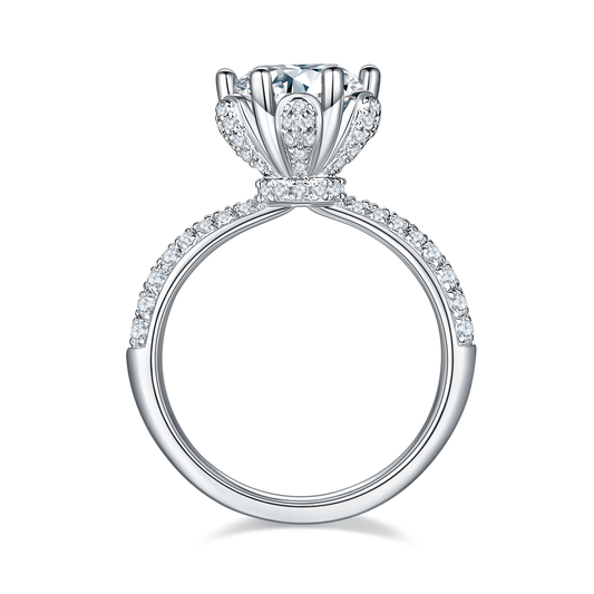 Blooming Radiance | Pavé Petal Setting