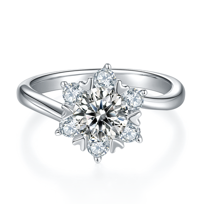 The Eternal Snowflake | Heart-shaped Prongs