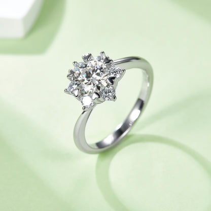 The Eternal Snowflake | Heart-shaped Prongs