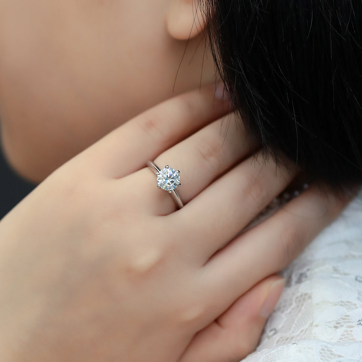 The Classic Guardian · Six-Prong Round Ring