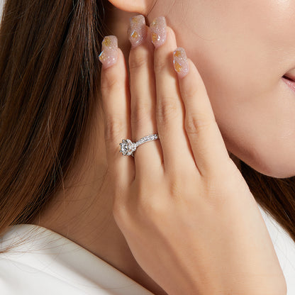 Blooming Radiance | Pavé Petal Setting