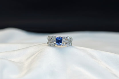 The Scepter's Eye | Three-Stone Ring Setting