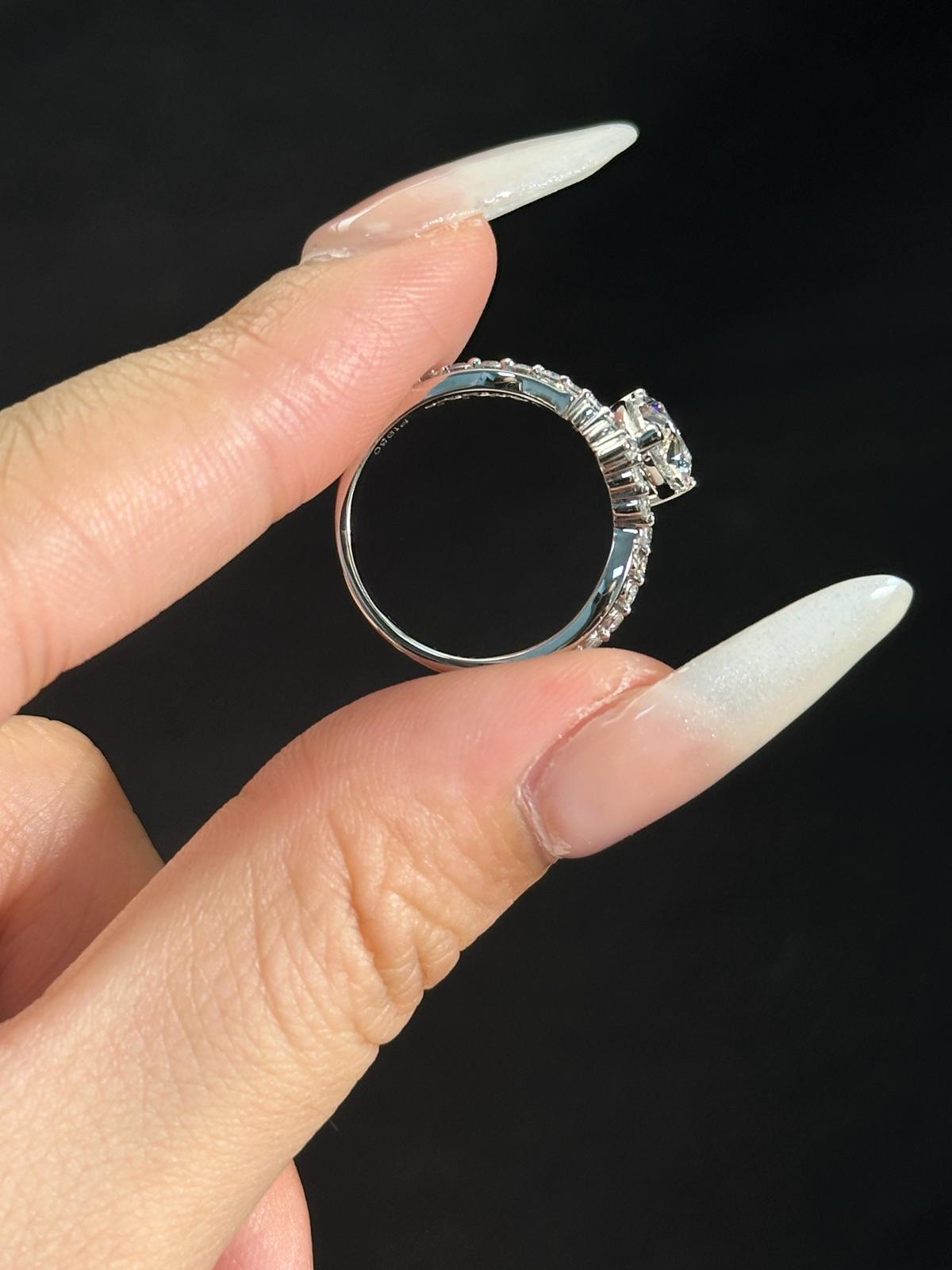 Leaning Heart | Wavy Twist Arm Heart Cut Diamond Ring Setting