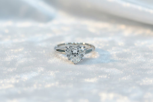 Pure Heart | Classic Solitaire Setting