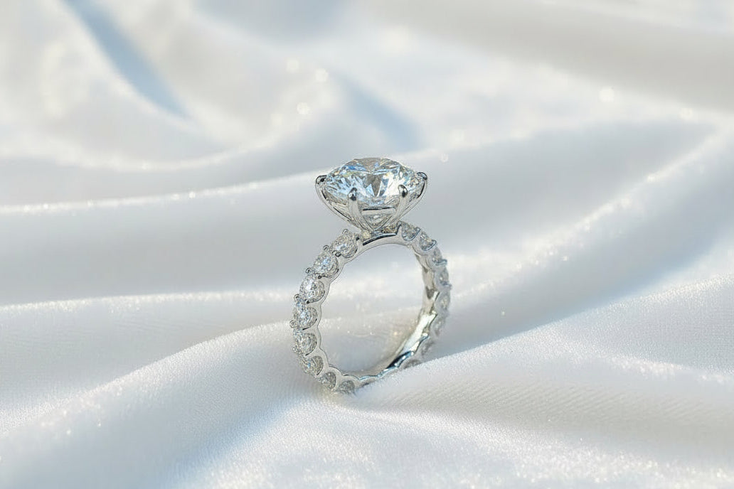 Palace Grandeur | Palace Grandeur | Six-Prong Diamond Pavé Ring Setting