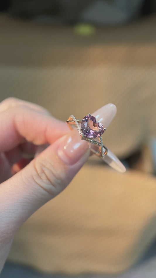 Opulent Overture | Interwoven Gemstone Ring Setting