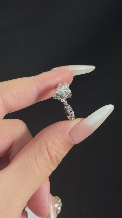 Leaning Heart | Wavy Twist Arm Heart Cut Diamond Ring Setting