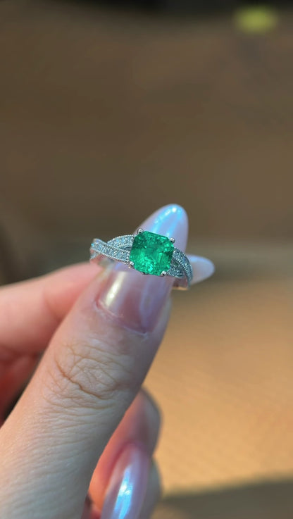 Woven Emerald Dream | Woven ring band