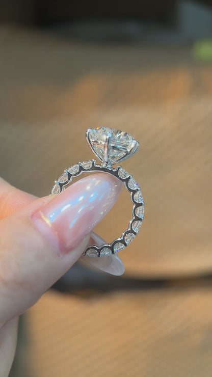 Palace Grandeur | Palace Grandeur | Six-Prong Diamond Pavé Ring Setting
